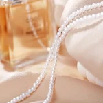 accessoire mode perles blanches