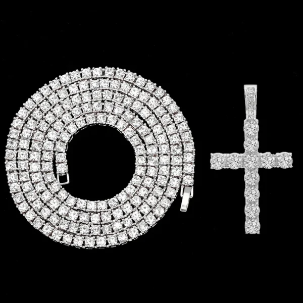 collier plaqué argent Croix mini diamants